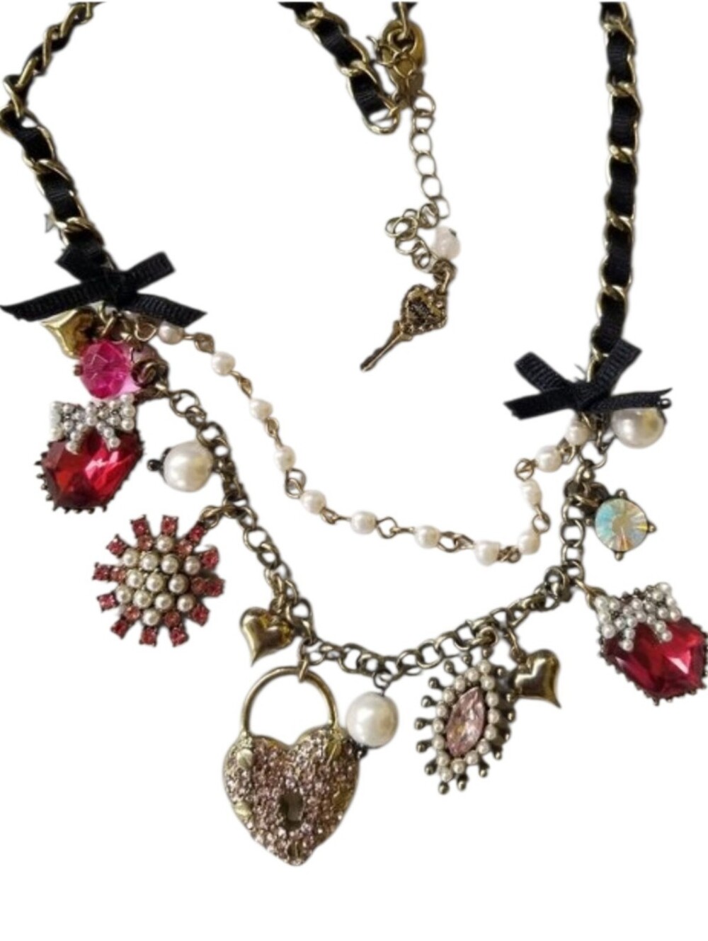 🩷Betsey Johnson Vintage Charm Necklace Pink, Red, Faux Pearls - NWT